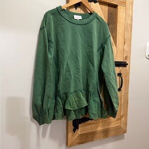 GREEN COMFY CREWNECK